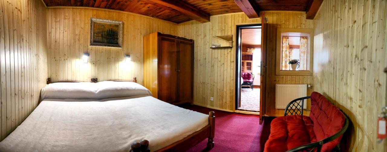 Pension U Stehliku Ruzova Bagian luar foto